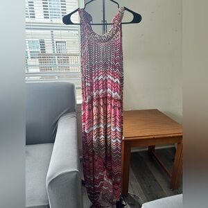 Adorable and comfortable JLO dress with high neck